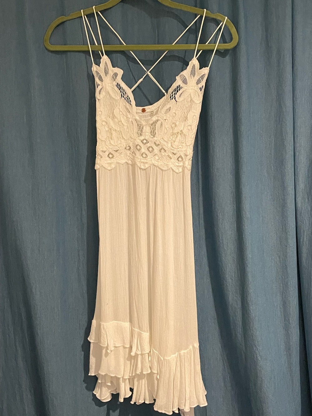Free People Adella White Lace-Trim slip dress with Ruffle Hem XS festival boho